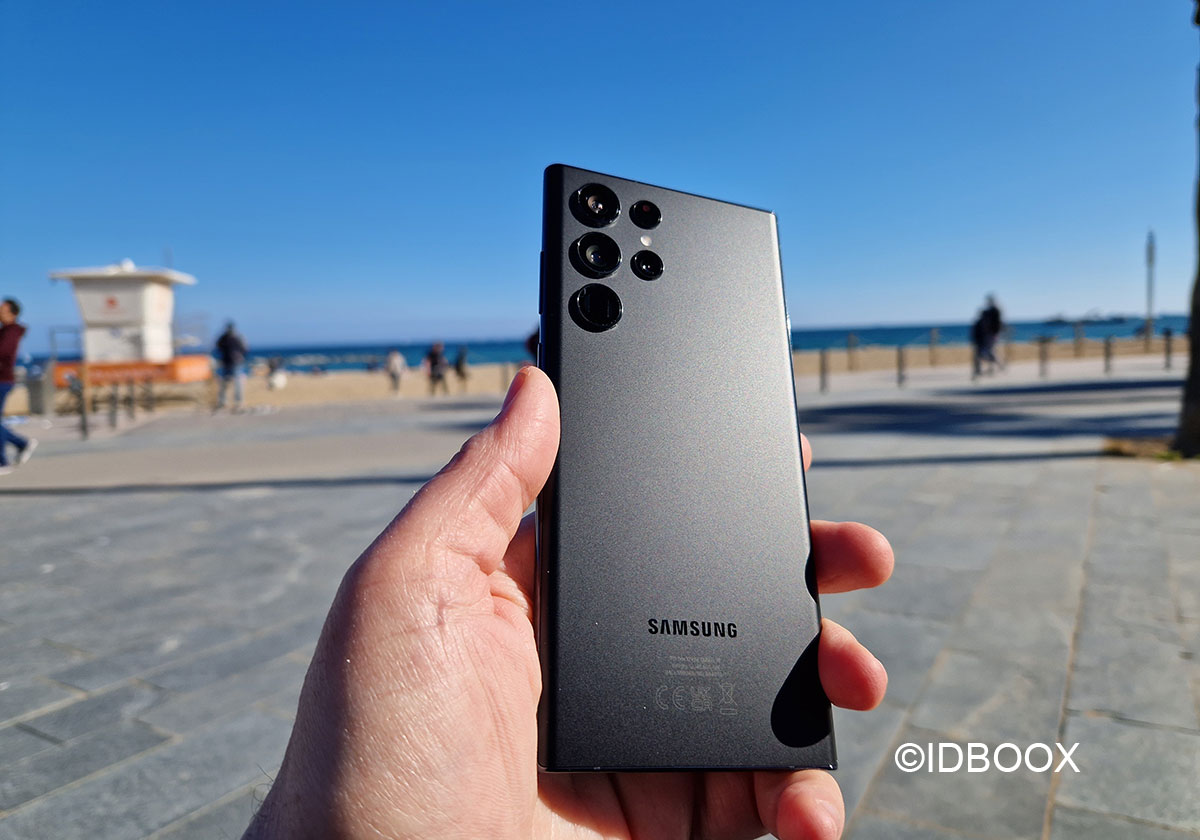 Galaxy S22 Ultra : Samsung proposerait la recharge rapide 45W avec